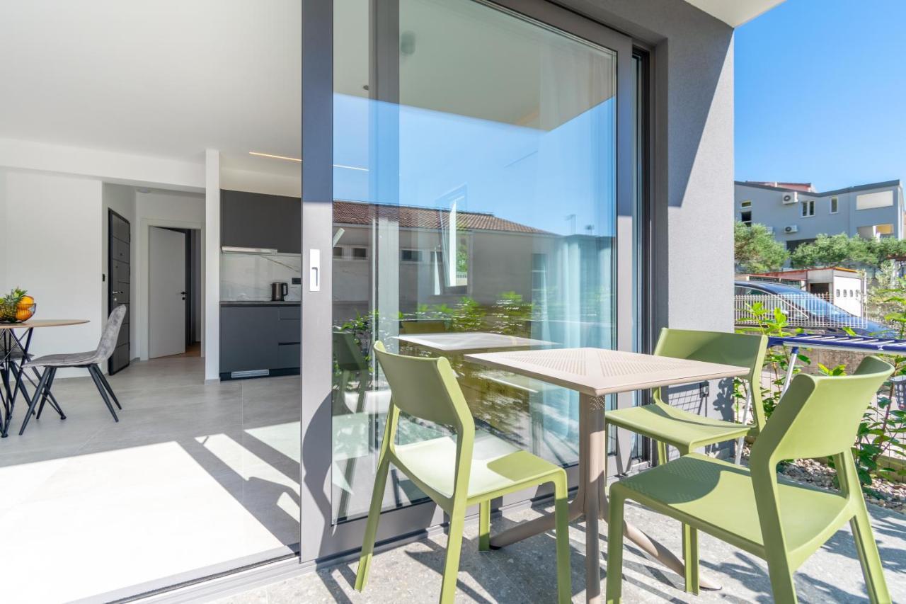 Apartmani Pino 1 Baska Voda Bagian luar foto