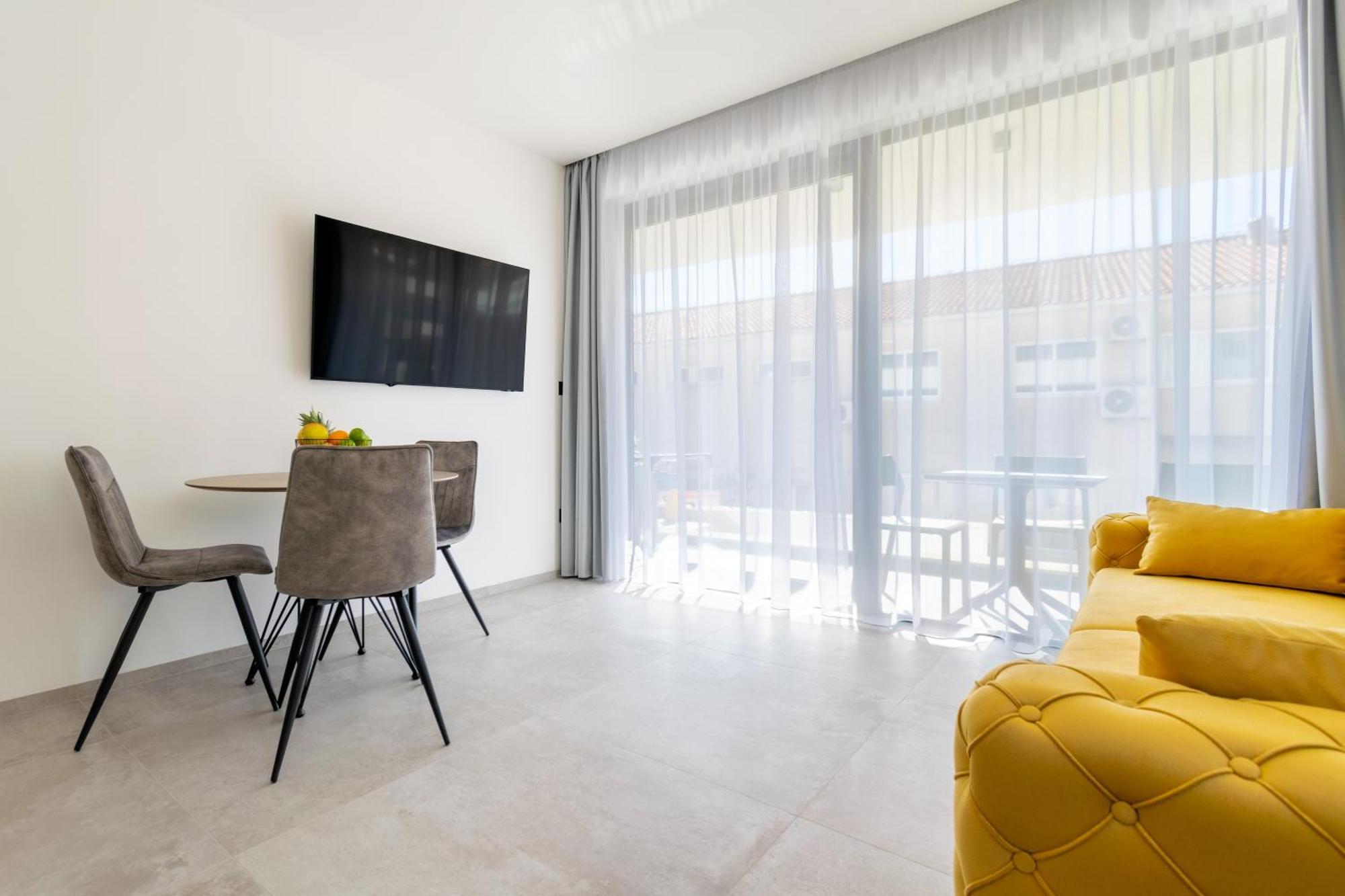 Apartmani Pino 1 Baska Voda Bagian luar foto