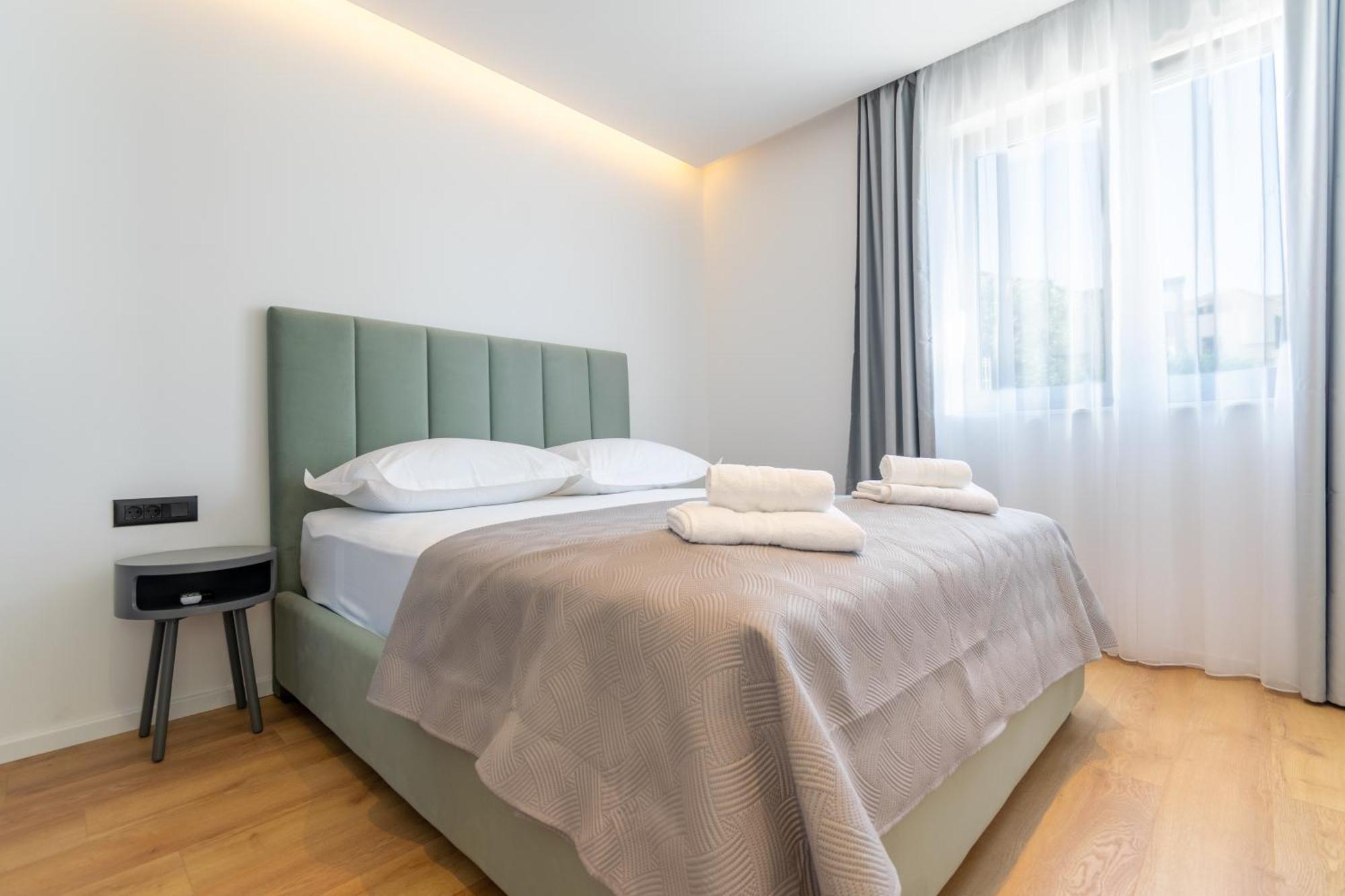 Apartmani Pino 1 Baska Voda Bagian luar foto